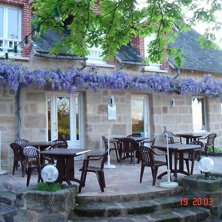 La Clef Des Champs Hotel Jugeals-Nazareth Exterior foto